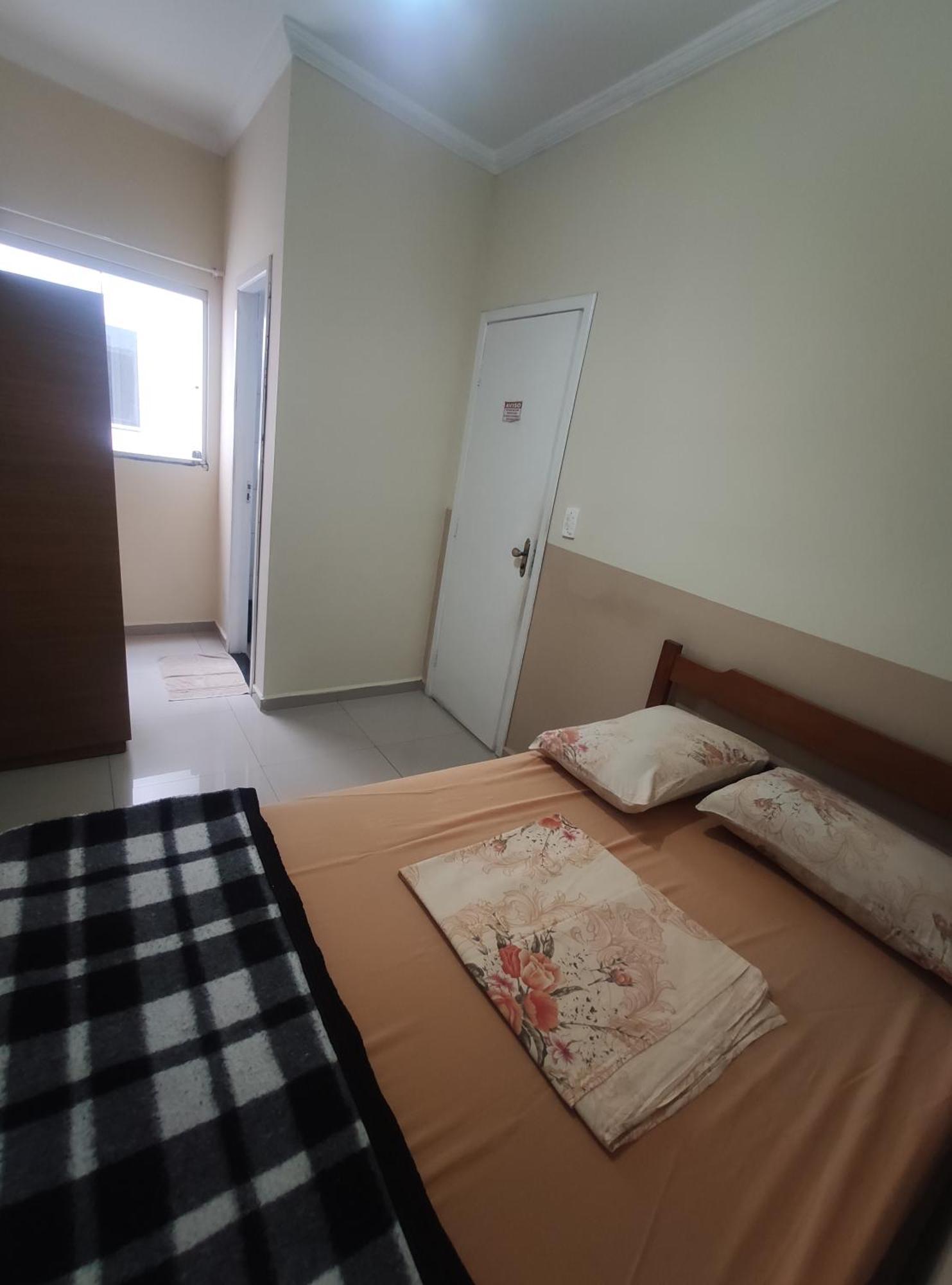Pousada Sao Miguel Arcanjo Otel Aparecida  Oda fotoğraf