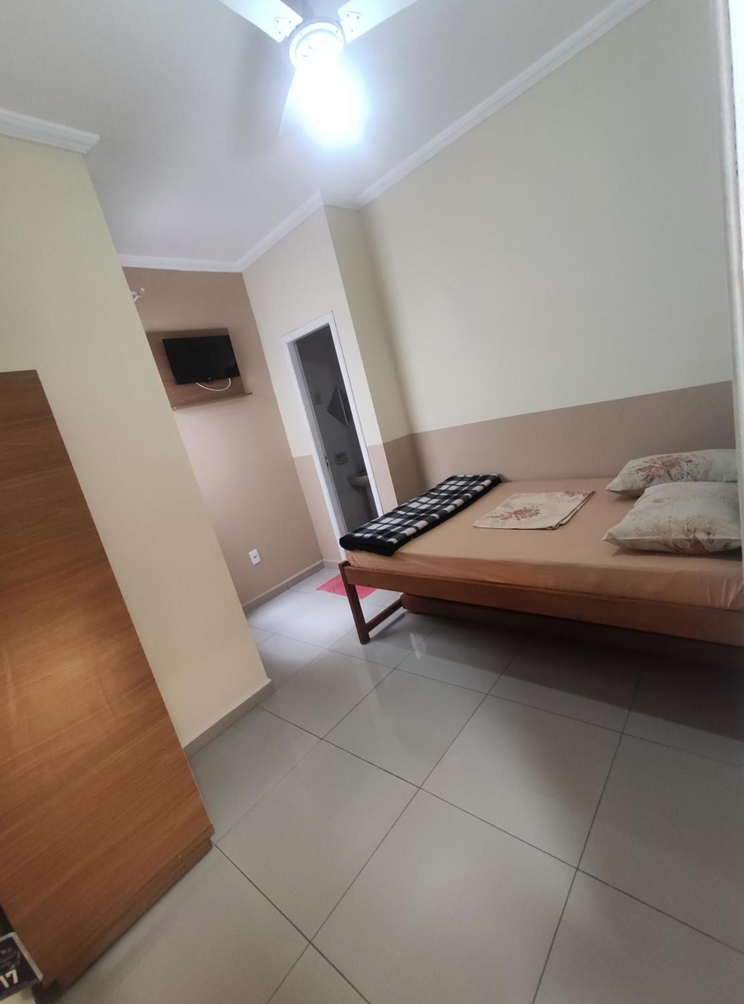 Pousada Sao Miguel Arcanjo Otel Aparecida  Oda fotoğraf